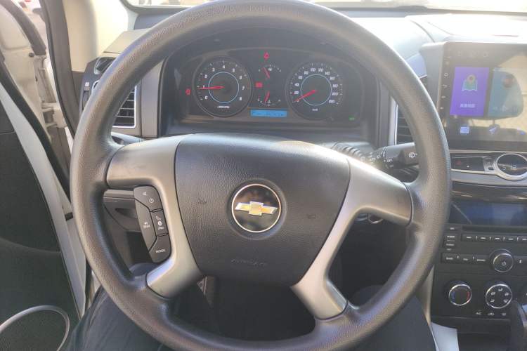 Used Chevrolet Captiva 2014 2.4L Two-Wheel Drive Urban Version 7 Seats