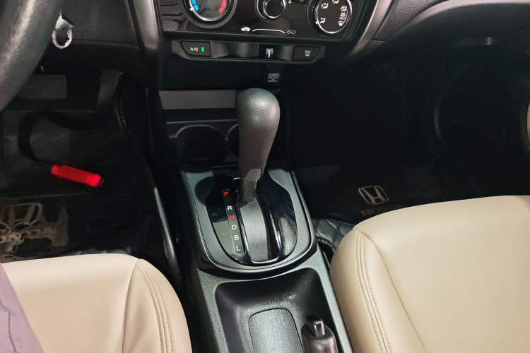 Used Honda City 2018 1.5L CVT Comfort Version Gear Lever