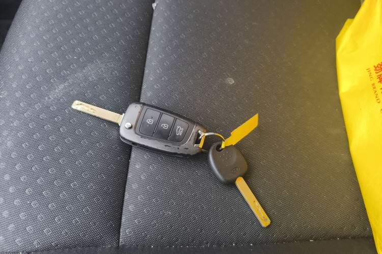 Used Hyundai Celesta 2018 1.6L Automatic GL Enjoyment Edition China VI compliant