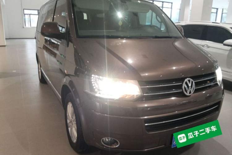 Used Volkswagen Multivan 2012 2.0 TSI Two-Wheel-Drive Luxury Edition