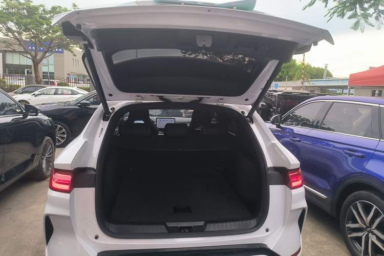 Used BYD Song PLUS New Energy 2023 Champion Edition EV 520KM Prestige Model