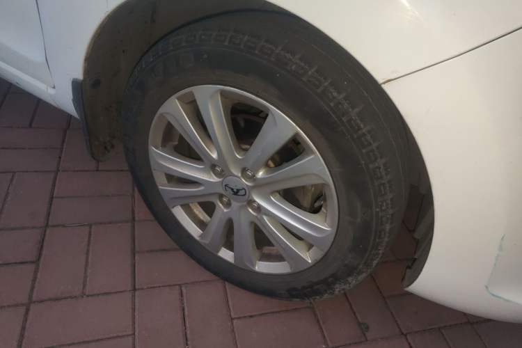 Used Cowin C3 2015 1.5L Manual Gold Diamond Edition