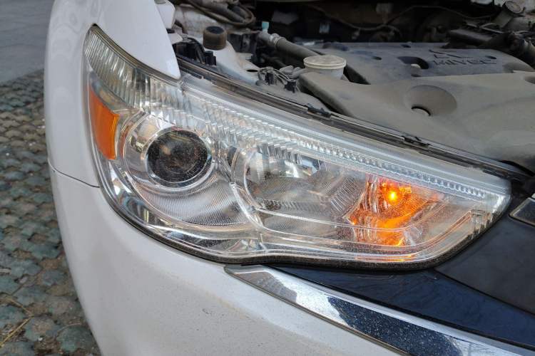 Used Mitsubishi ASX 2016 2.0L CVT Two-Wheel Drive Navigation Edition