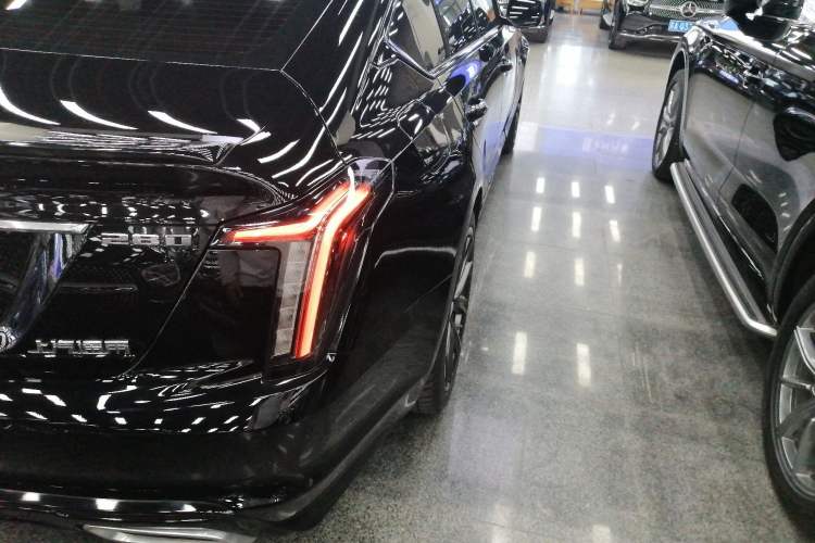 Used Cadillac CT5 2020 Revised 28T Platinum Sport Edition
