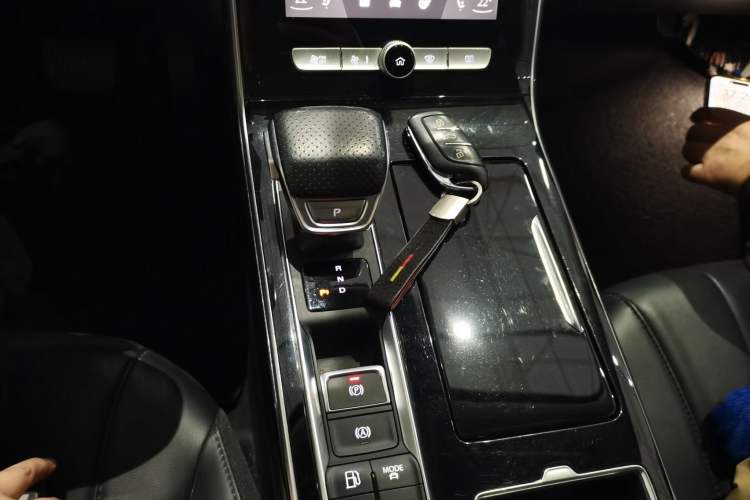 Used Roewe RX5 eMAX 2020 500 PHEV Smart Cabin Flagship Edition