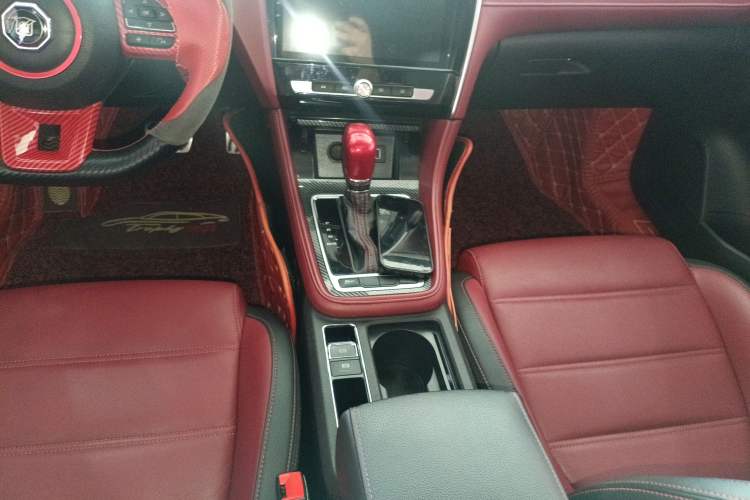 Used MG 6 2018 20T Automatic Trophy Premium Internet Edition China VI Standard