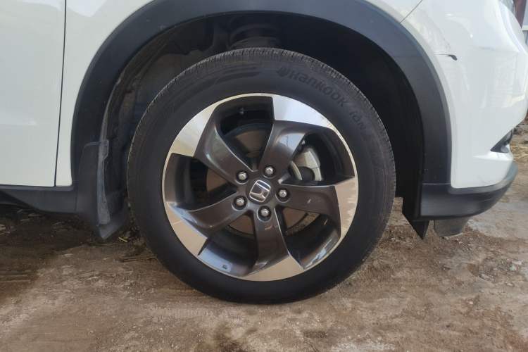 Used Honda Vezel 2016 1.8L CVT Front-Wheel Drive Pioneer Edition Right Front Wheel Hub