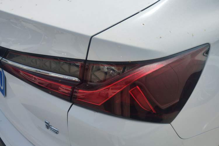 Used Roewe i5 2023 1.5L CVT Luxury Edition