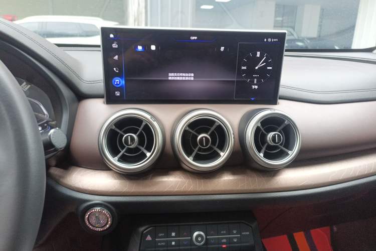 Used Wey VV5 2020 1.5T Two-Wheel Drive Smart Pioneer
