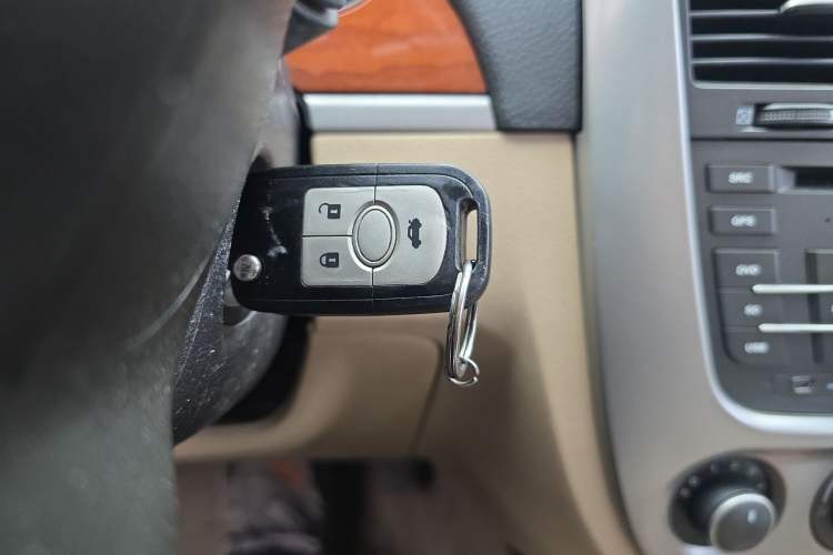 Used Buick Excelle 2013 1.5L Automatic Luxury Model Vehicle Key