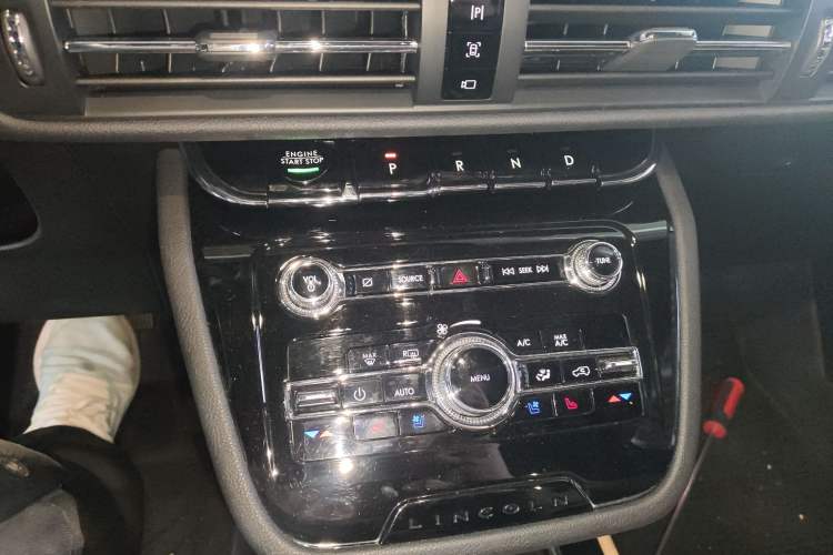 Used Lincoln Corsair 2022 2.0T Two-Wheel Drive Luxury Edition
