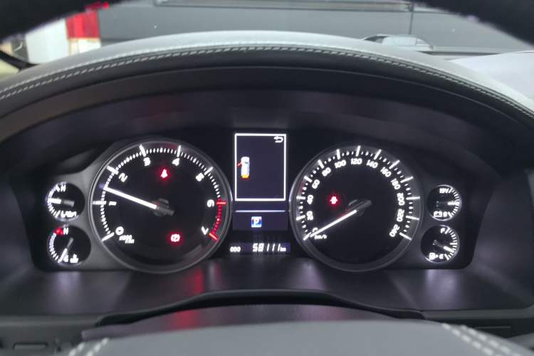 Used Toyota Land Cruiser 2019 4.0L GX-R GT 8-Cylinder Genuine Leather – Middle East
