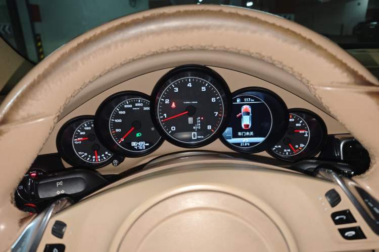 Used Porsche Panamera 2014 Panamera 3.0T Instrument Cluster
