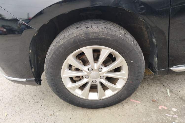 Used Haval M6 2021 PLUS 1.5T Manual Luxury Smart Connectivity Model Left Front Wheel Hub