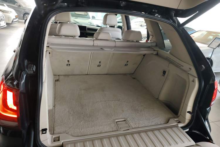 Used BMW X5 2014 xDrive35i Gasoline 5-seater U.S. specification
