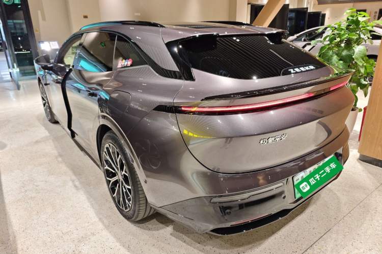 Used Zeekr 007GT 2025 Long-Range All-Wheel-Drive Intelligent Driving Version 100 kWh Exterior 3