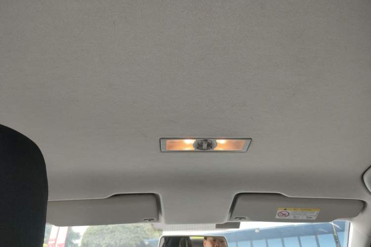 Used Volkswagen Lavida 2018 Classic 1.5L Automatic Fashion Edition China VI Standard Headliner