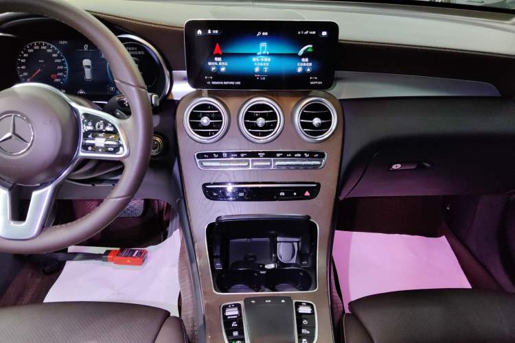 Used Mercedes-Benz GLC 2022 GLC 300 L 4MATIC Dynamic Edition Prestige Model