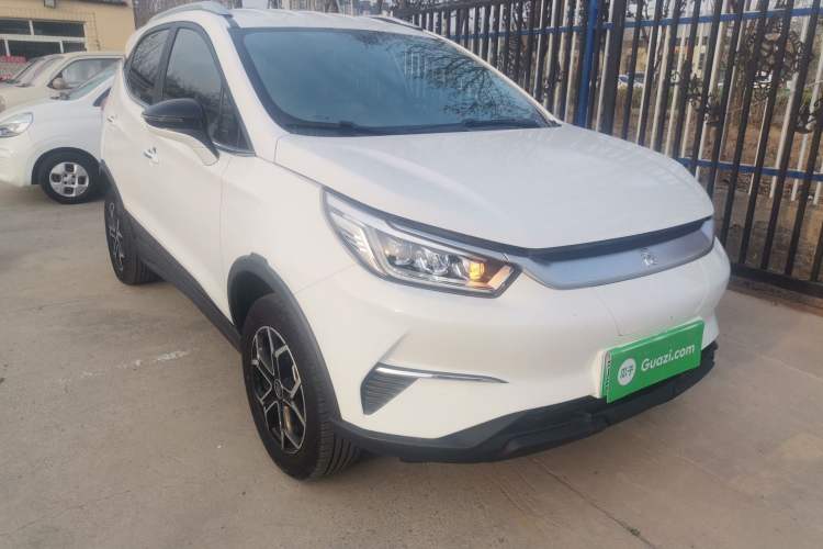 Used BYD Yuan Pro 2021 401 km Luxury Version Front Right 45 Deg