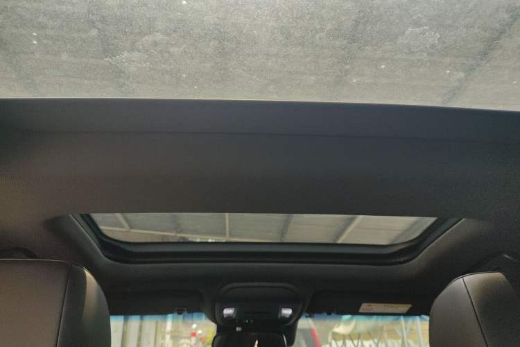 Used Cadillac CT5 2023 28T Luxury Edition (Standard Version) Headliner