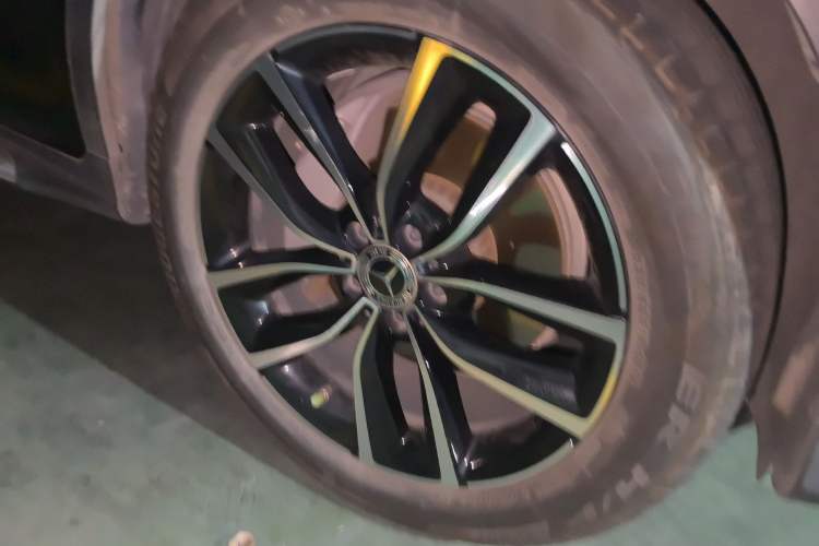 Used Mercedes-Benz GLC 2022 Refreshed GLC 260 L 4MATIC Dynamic Edition Right Front Wheel Hub