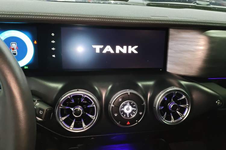 Used Tank 300 2021 Off-Road Edition 2.0T Conqueror Audio And AC Panel