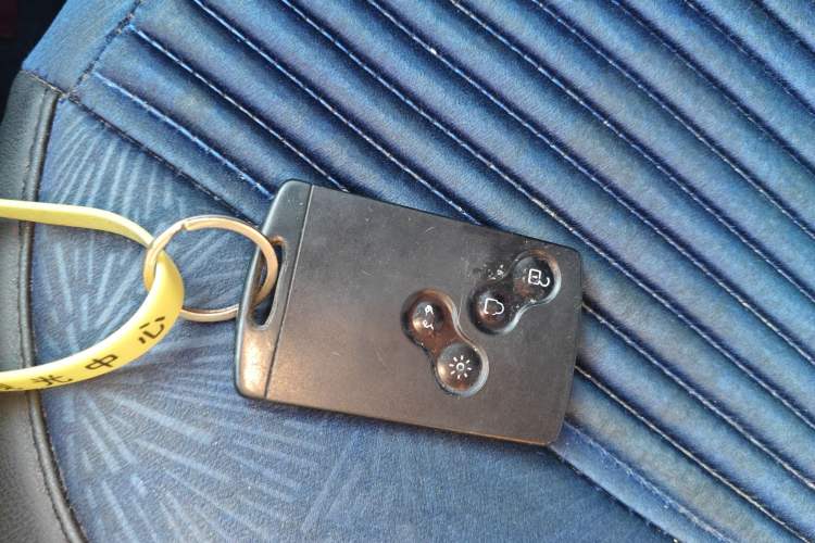 Used Renault Captur 2015 1.2T Automatic Comfort First Edition
