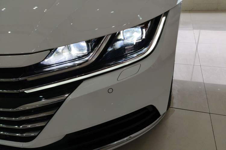 Used Volkswagen FAW-Volkswagen CC 2020 330TSI Glamour Edition China VI Standard Left Front Headlight