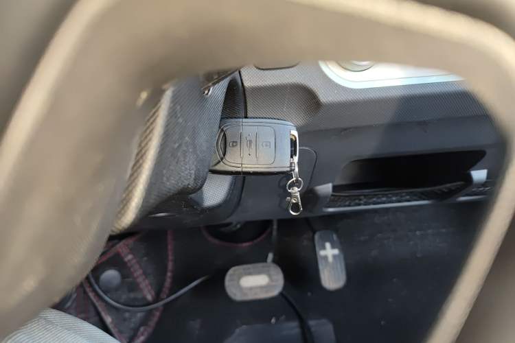 Used Wuling Hongguang MINIEV 2022 Macaron Premium Model – Lithium Iron Phosphate
