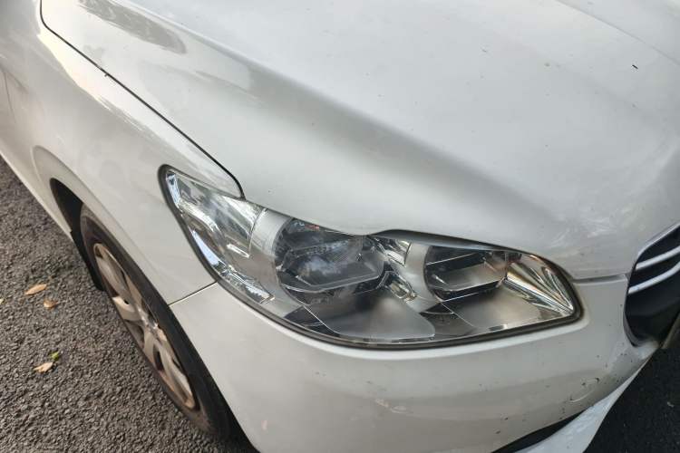 Used Peugeot 301 2014 1.6L Manual Comfort Edition