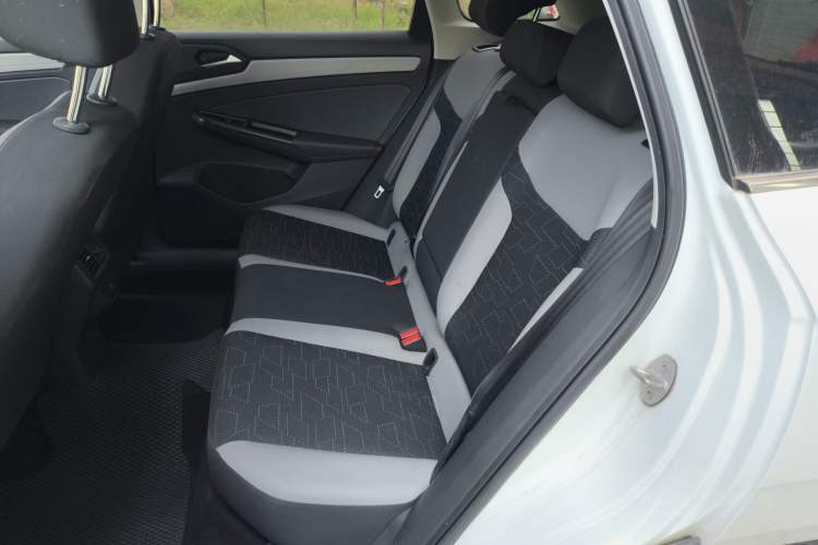 Used Jetta VS7 2023 280TSI Automatic Trend Edition
