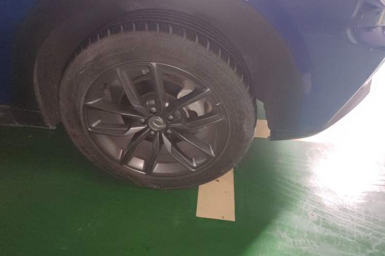 Used Dongfeng Fengon ix5 2019 220T CVT Zhiyue Trim China V Emission Standard Right Front Wheel Hub