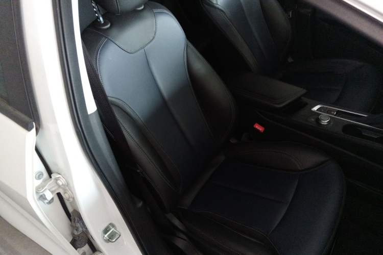 Used Buick Velite 6 2022 Connected & Shared PLUS Right Front Seat