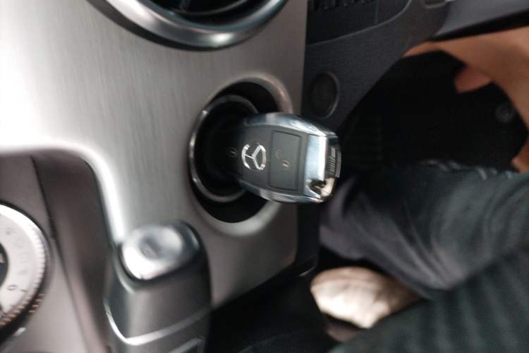 Used Mercedes-Benz GLK-Class 2014 GLK 260 4MATIC Dynamic Model