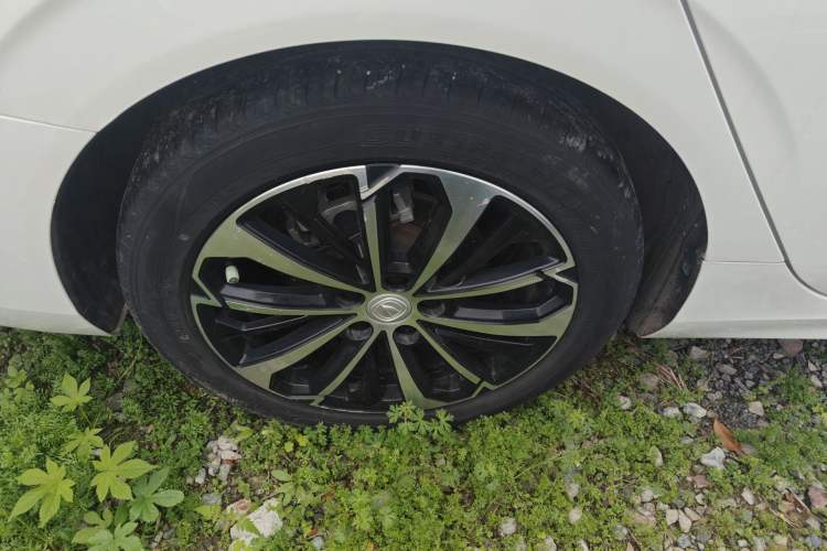 Used CHANGAN Eado 2022 PLUS Blue Whale NE 1.4T GDI DCT Flagship Edition Right Rear Wheel Hub