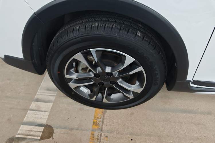 Used Geely Auto Vision X3 2019 Upgraded Model 1.5L Manual Elite Version
