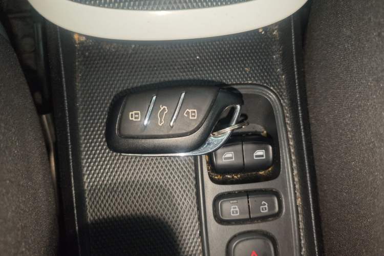 Used Roewe Clever 2022 311km QiQi BoBo Edition