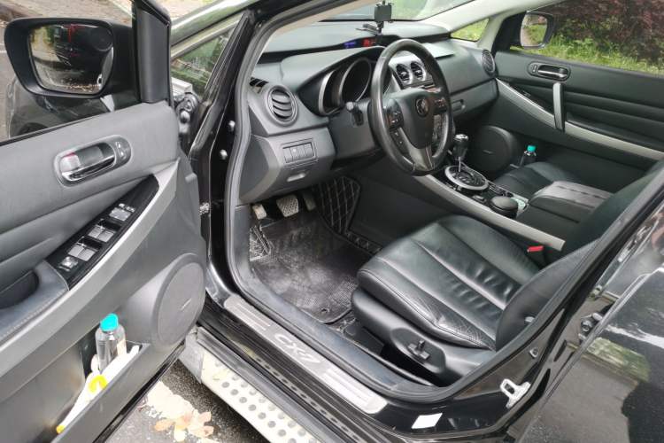 Used Mazda CX-7 2014 2.5L 2WD Premium Edition Driver Seat