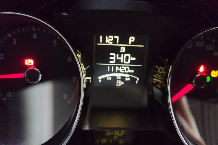 Used Volkswagen Bora 2014 1.6L Automatic Comfort Model Odometer Close Up