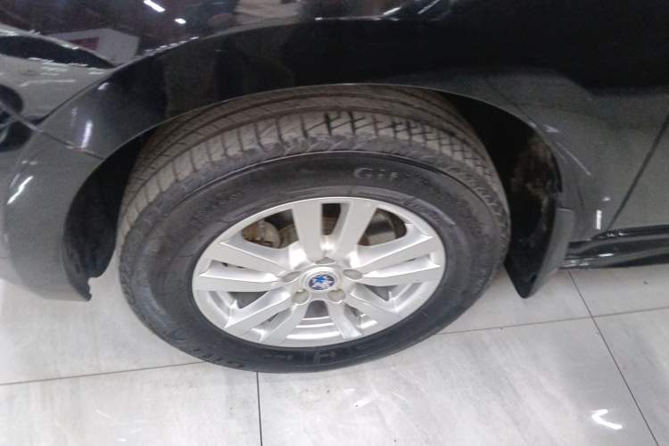 Used Venucia T70 2016 2.0L CVT Smart Choice Edition
