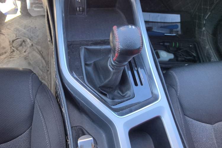 Used Wuling Jiachen 2022 1.5L Manual Enjoyment Elite Model