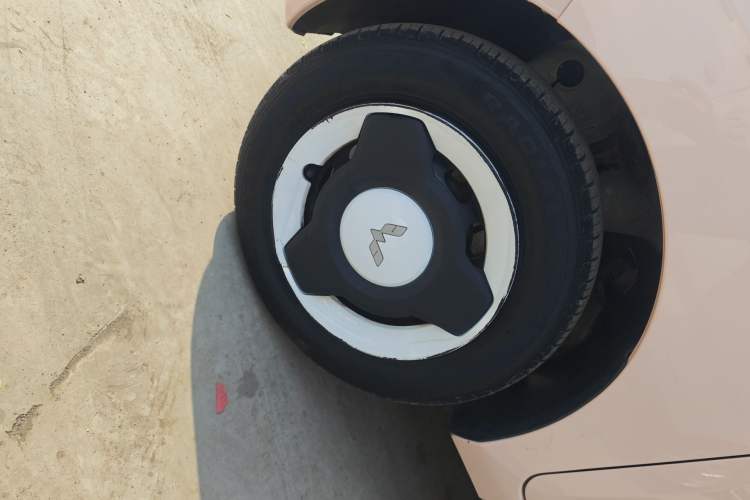 Used Wuling Hongguang MINIEV 2021 Macaron Premium Model – Lithium Iron Phosphate Exterior 4