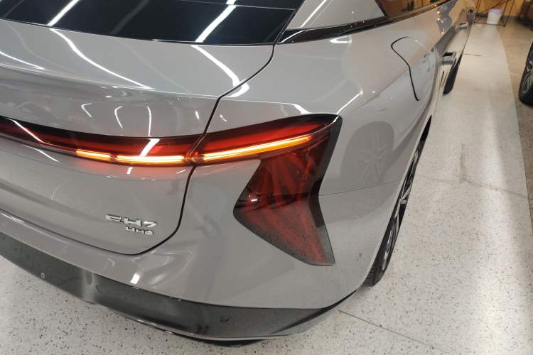 Used Hongqi EH7 2024 760 Pro+ Four-Wheel Drive Version