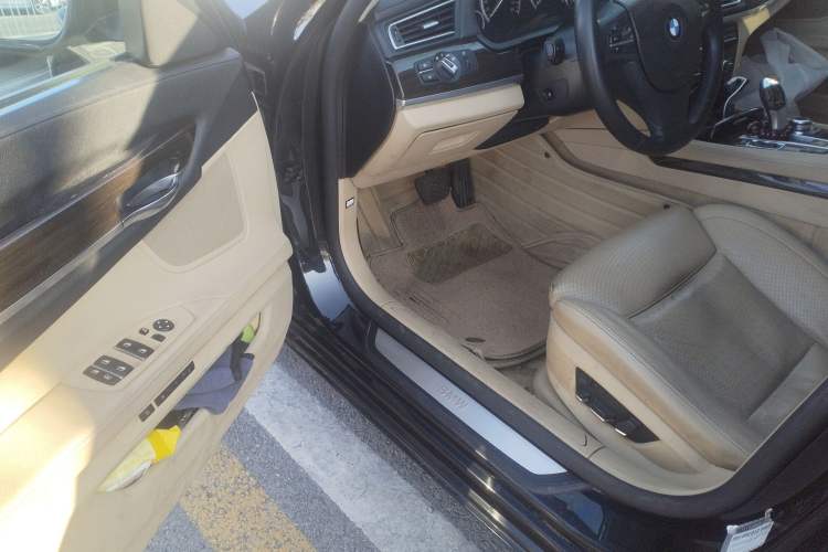 Used BMW 7 Series 2009 730Li Leading Model