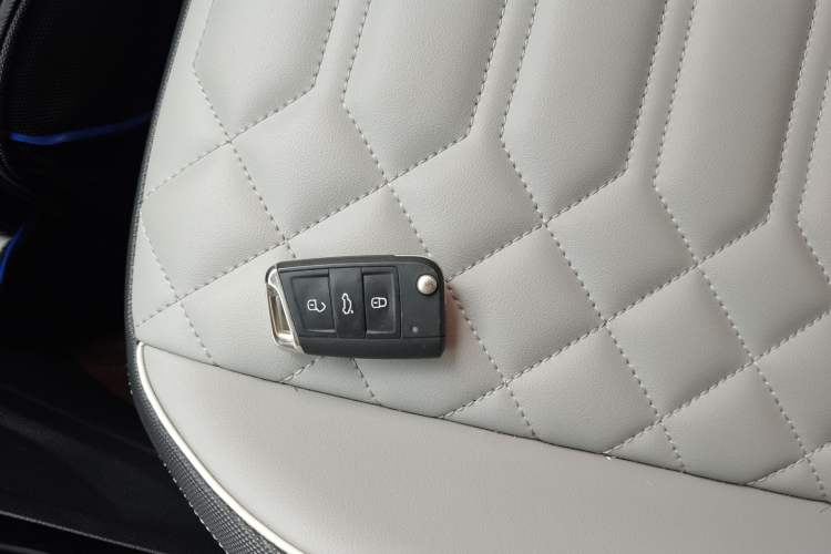 Used Volkswagen Tayron 2023 330TSI Two-Wheel-Drive Luxury Plus Advanced Version