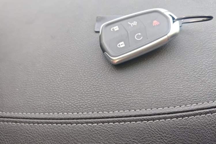 Used Cadillac XT5 2020 28T Luxury Version Vehicle Key