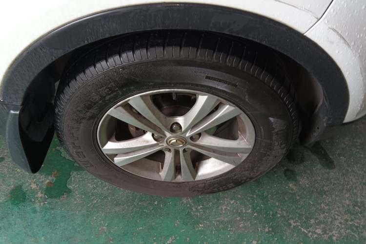 Used HYOSOW S3 2014 1.5L Comfort Version China IV Emission Standard