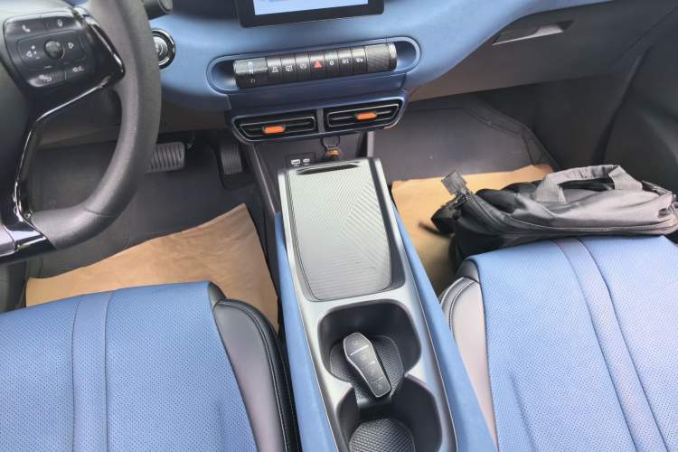 Used BYD Seagull 2024 Honor Edition 305km Dynamic Version Gear Lever