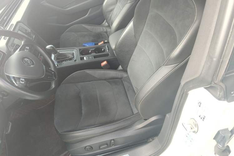 Used Volkswagen FAW-Volkswagen CC 2020 330TSI Huayan Edition China VI Standard