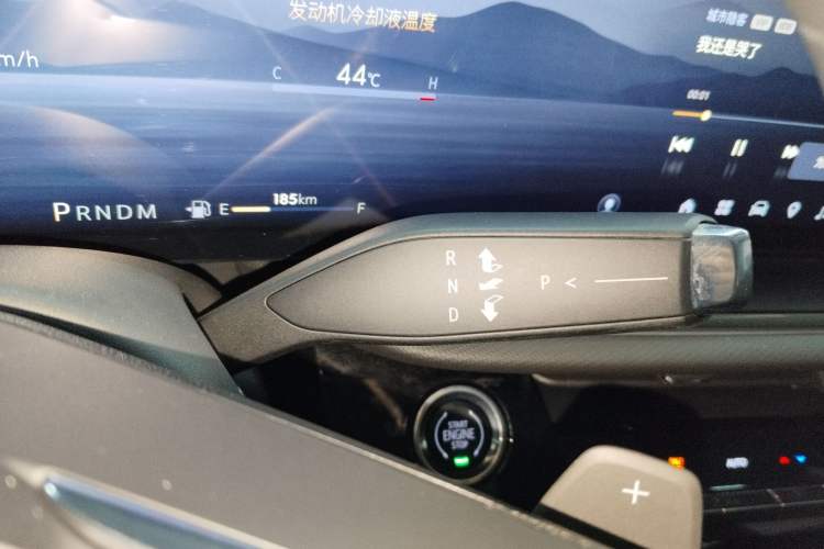 Used Buick Envision 2025 Encore Plus 28T Two-Wheel-Drive Platinum Edition
